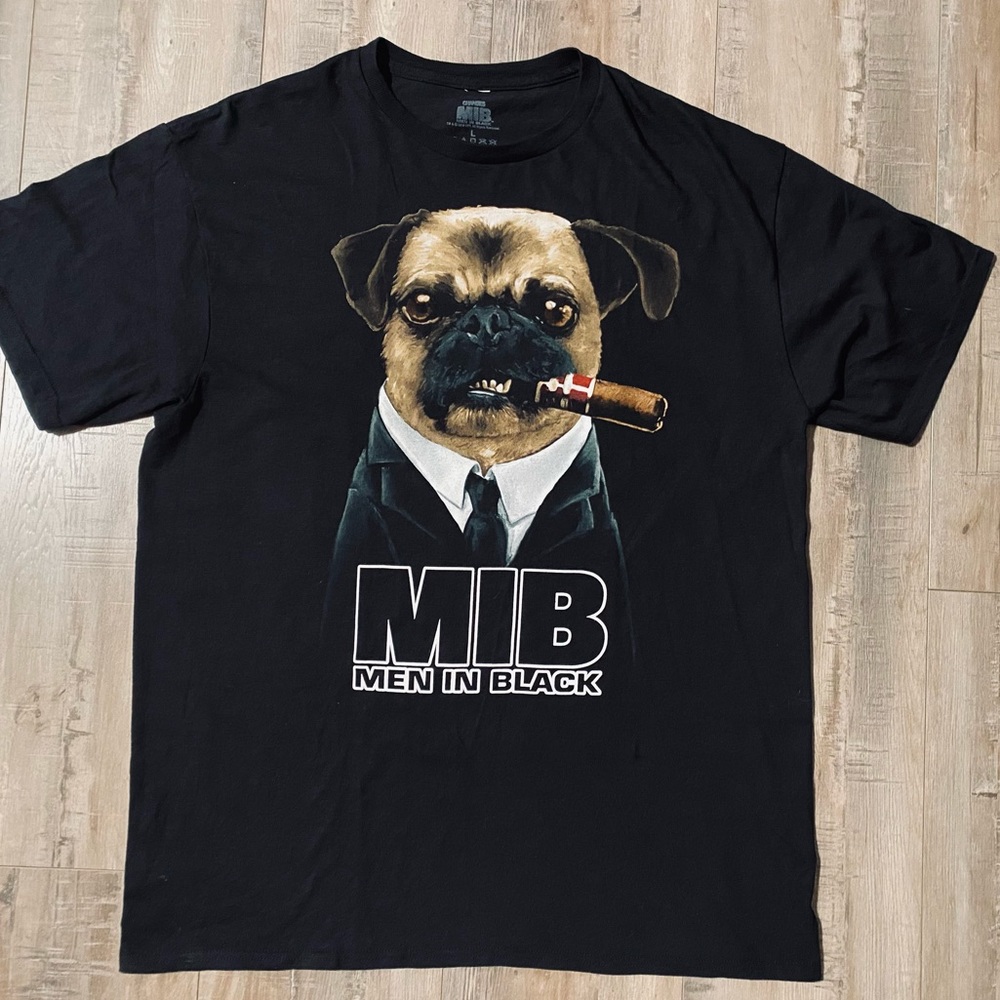 NWOT- MEN IN BLACK TEE-SHIRT